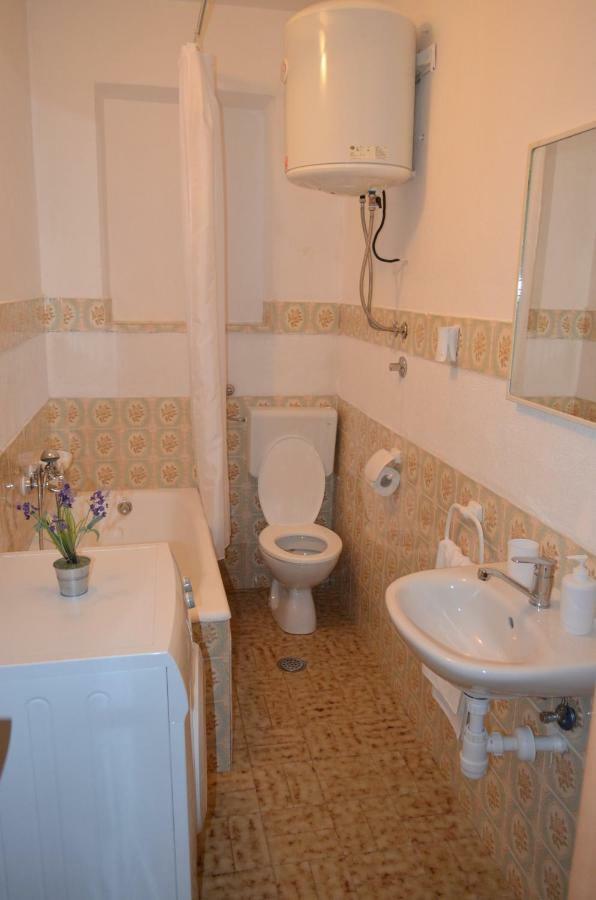 Apartma Roguljic
